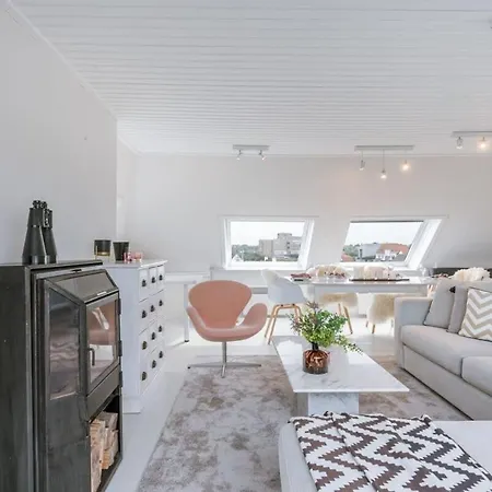 Apartment Huswell - With Panoramic 270 Degree Sea-view Koksijde