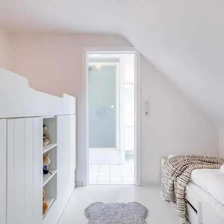 Huswell - With Panoramic 270 Degree Sea-view Koksijde